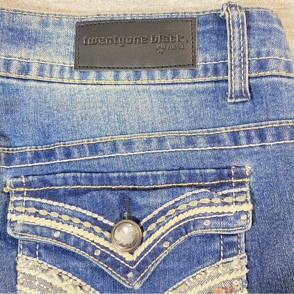 Twentyone Black Jeans Women 9/10R Blue Low Rise Slim Boot Sequins Casual Denim - Picture 11 of 16